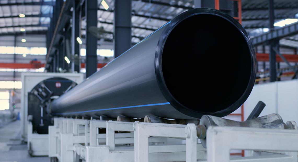 国产日韩精品欧美一区喷