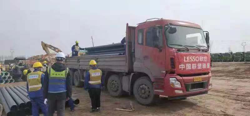 国产日韩精品欧美一区喷