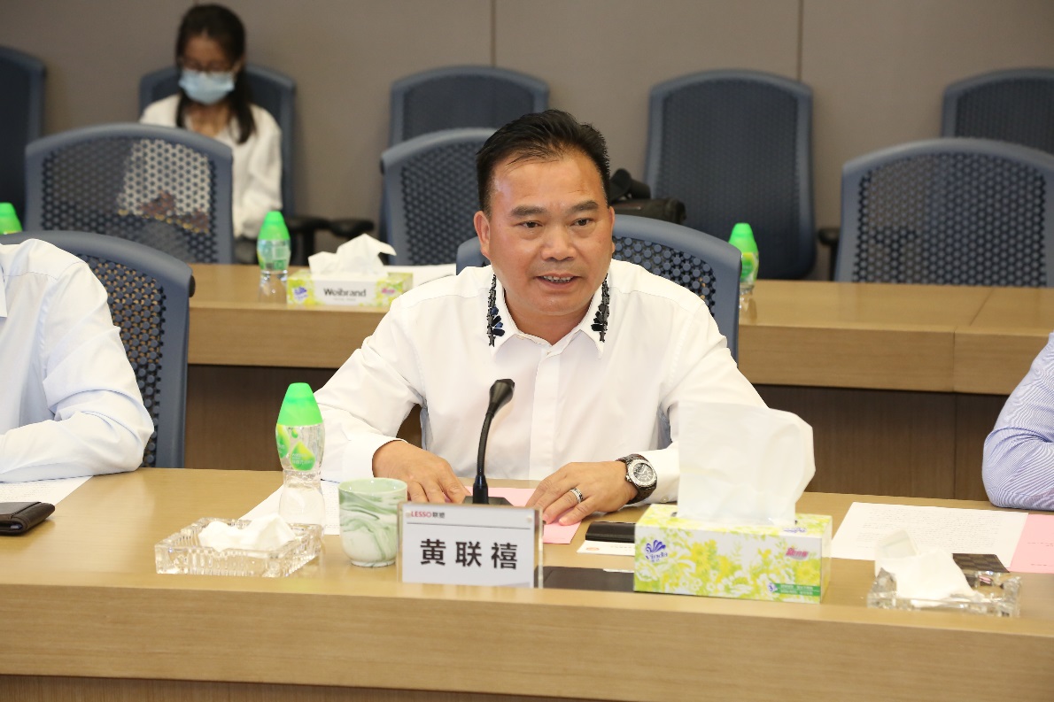 国产日韩精品欧美一区喷