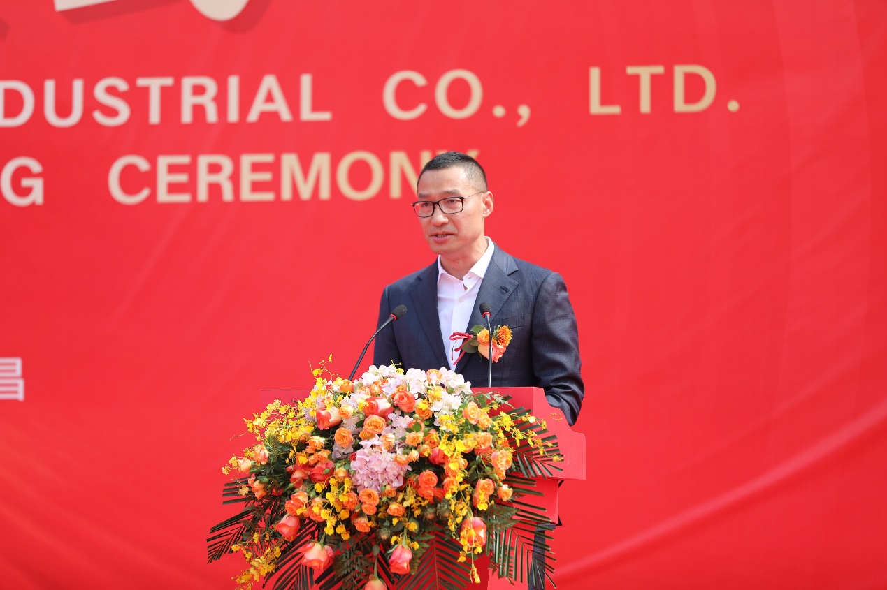 国产日韩精品欧美一区喷