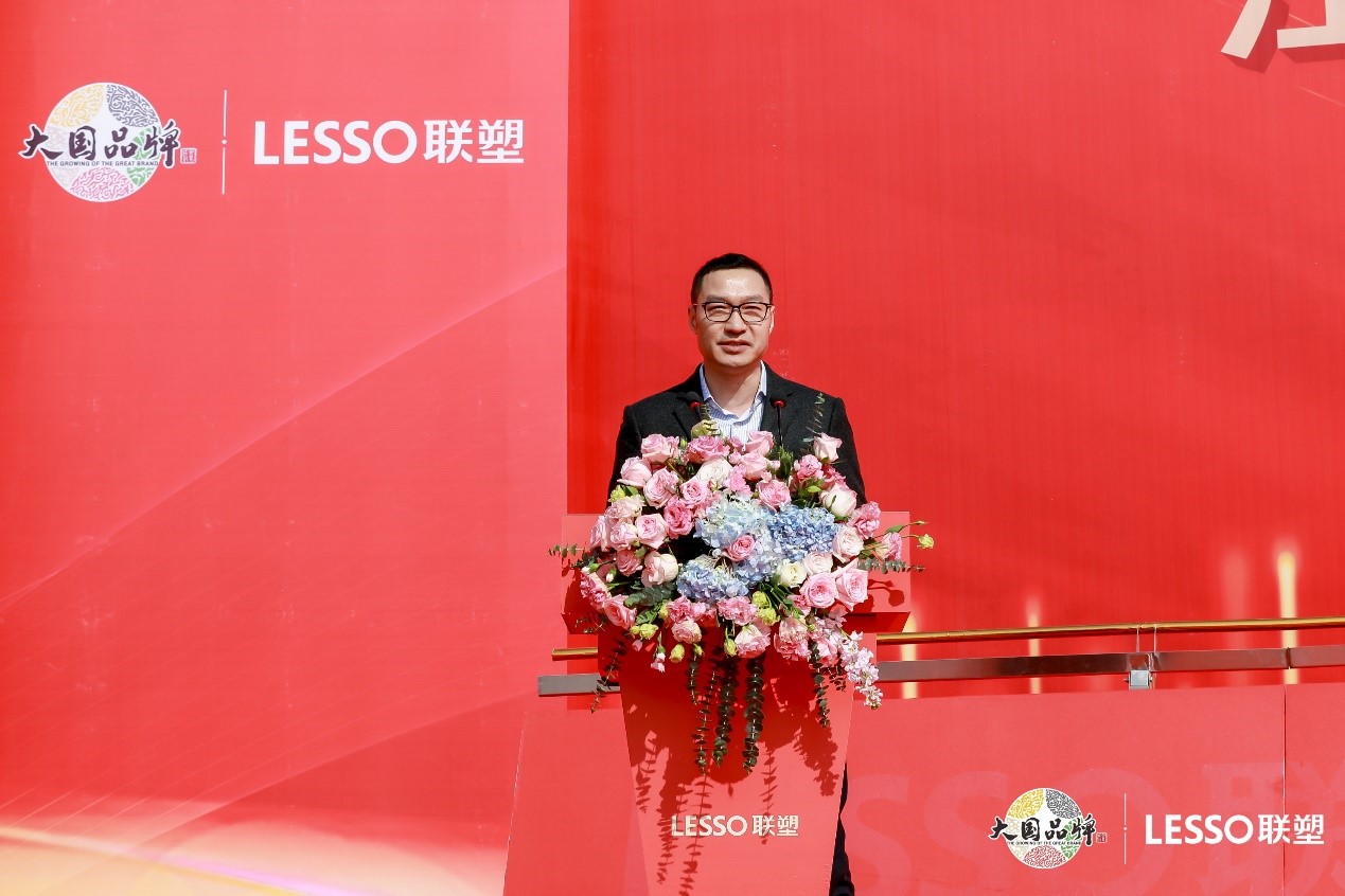 国产日韩精品欧美一区喷