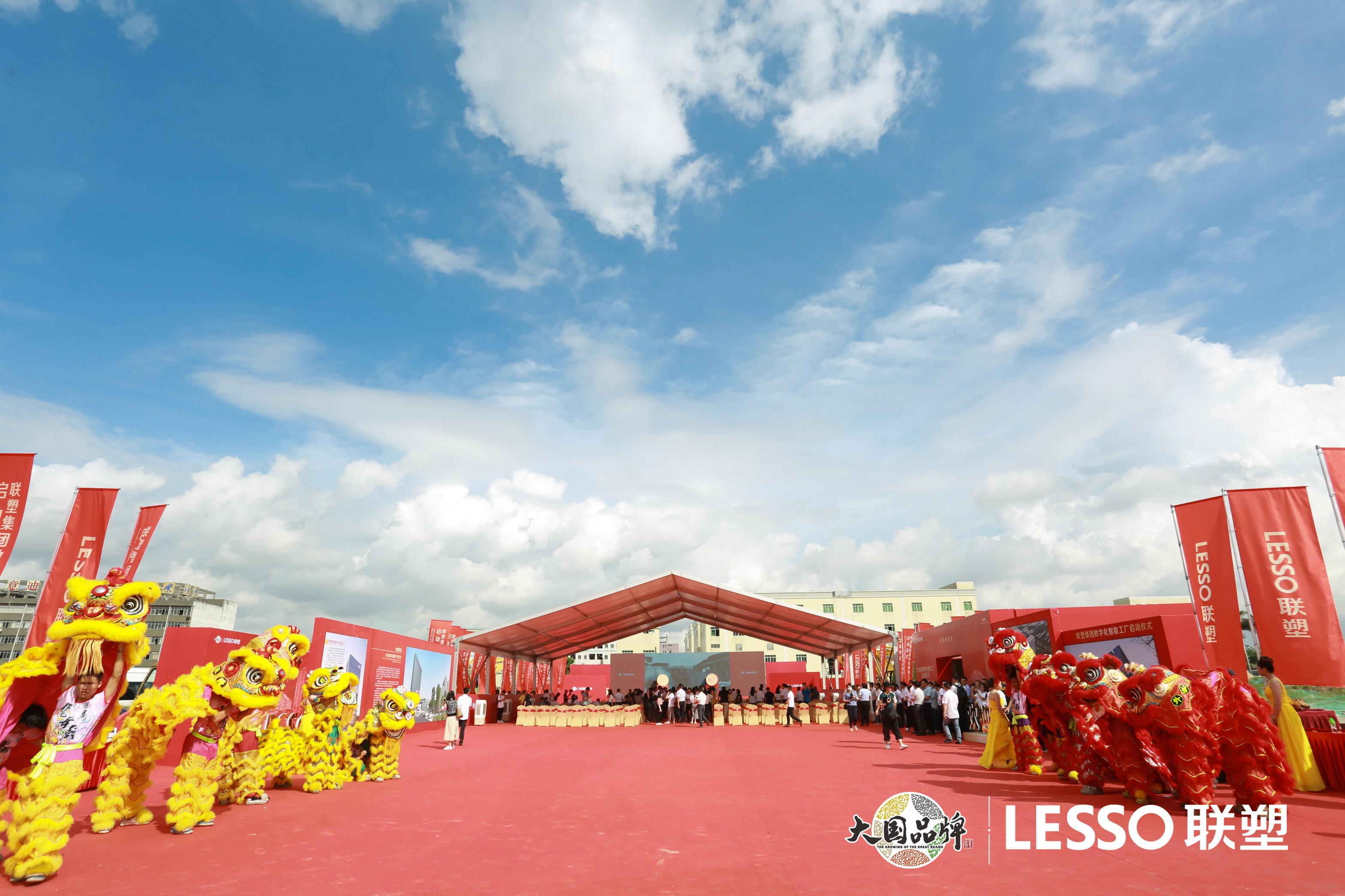 国产日韩精品欧美一区喷