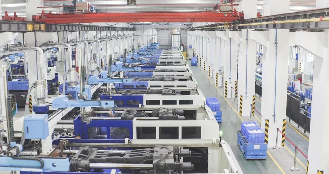 国产日韩精品欧美一区喷