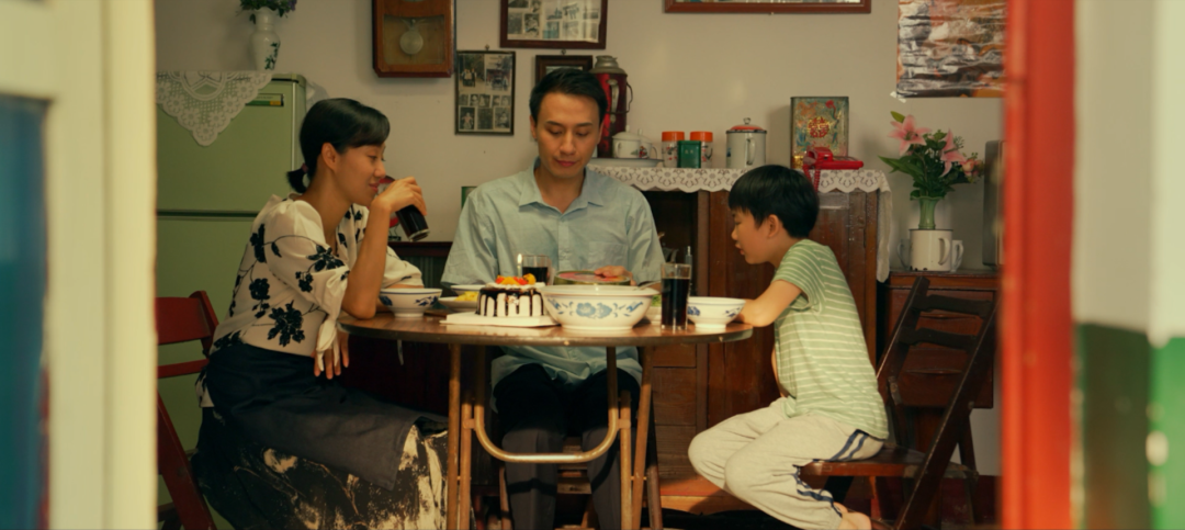 国产日韩精品欧美一区喷