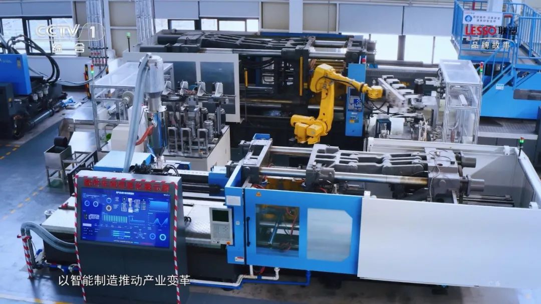 国产日韩精品欧美一区喷