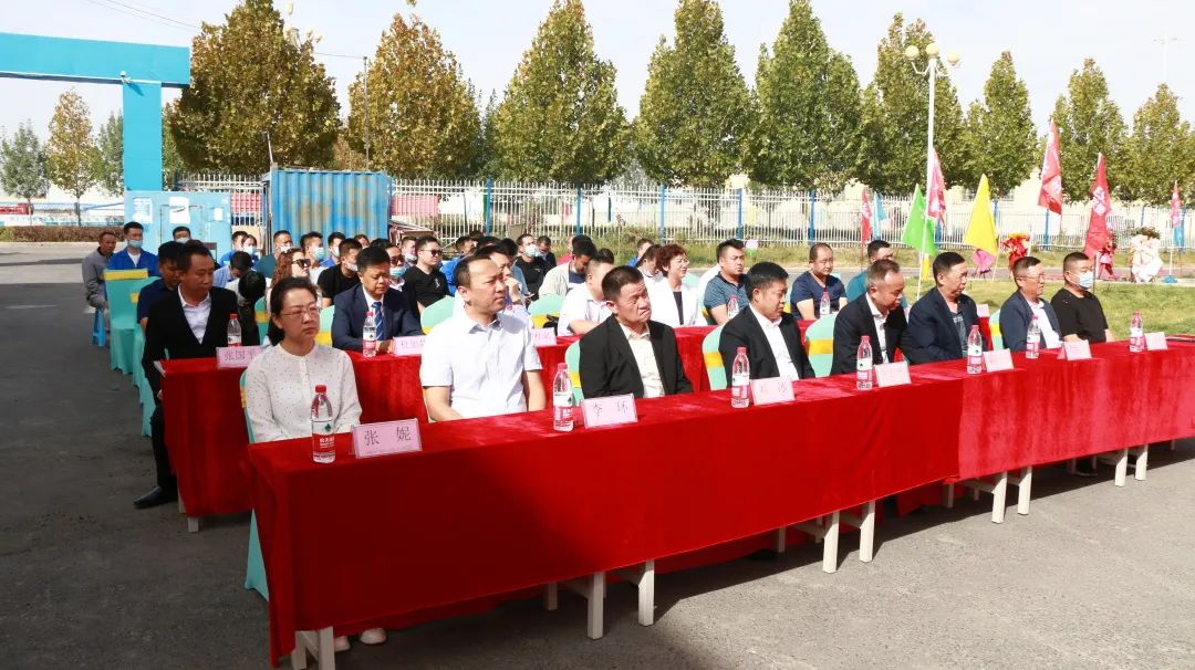 国产日韩精品欧美一区喷