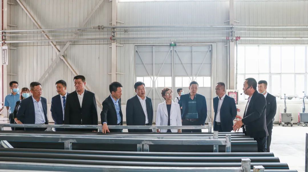 国产日韩精品欧美一区喷