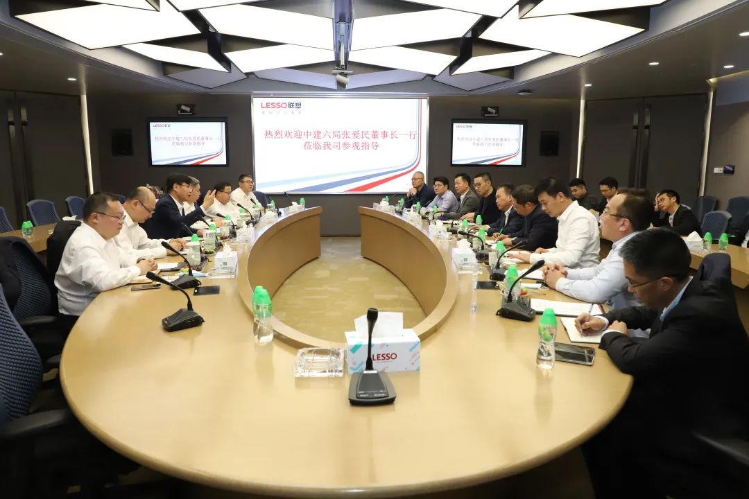 国产日韩精品欧美一区喷