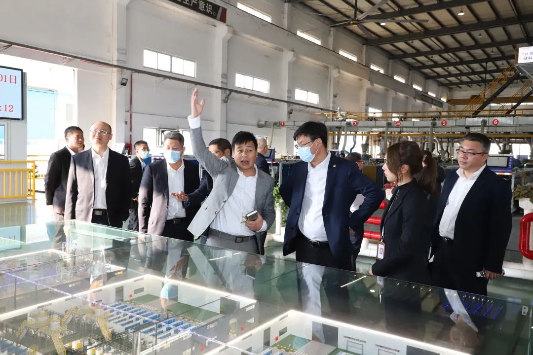 国产日韩精品欧美一区喷