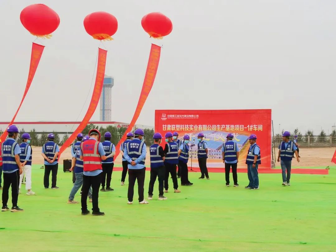 国产日韩精品欧美一区喷